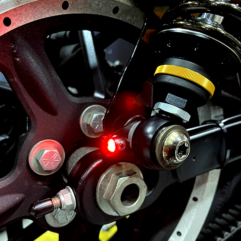 ケラーマン用 リアウインカー テールライトブラケット 超高耐久パインバレーコート(黒)リアサスペンション共締めタイプ