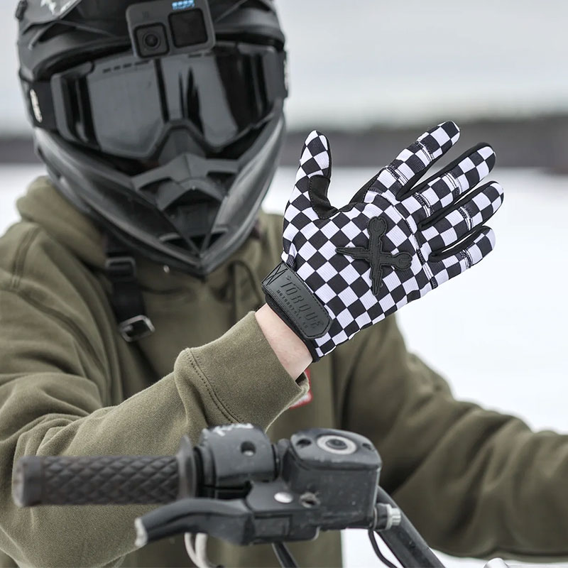 レースデイ モト グローブ