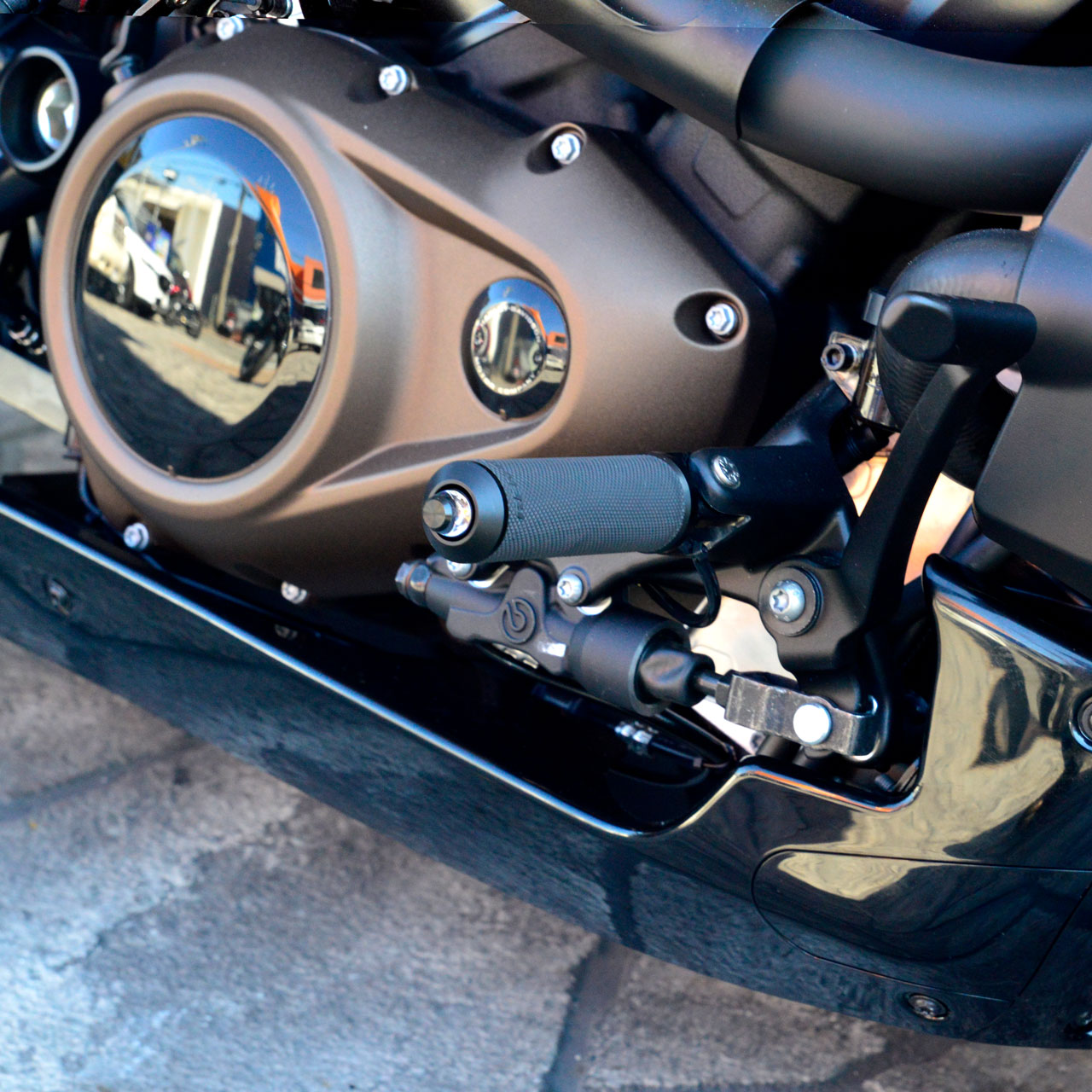 【12月限定セール】 【車検対応】 ハーレー フットペグLEDウインカー ブラック