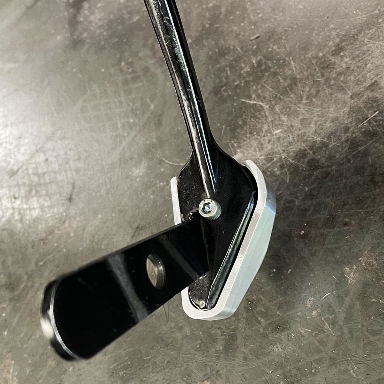 キックスタンドリフトブロック