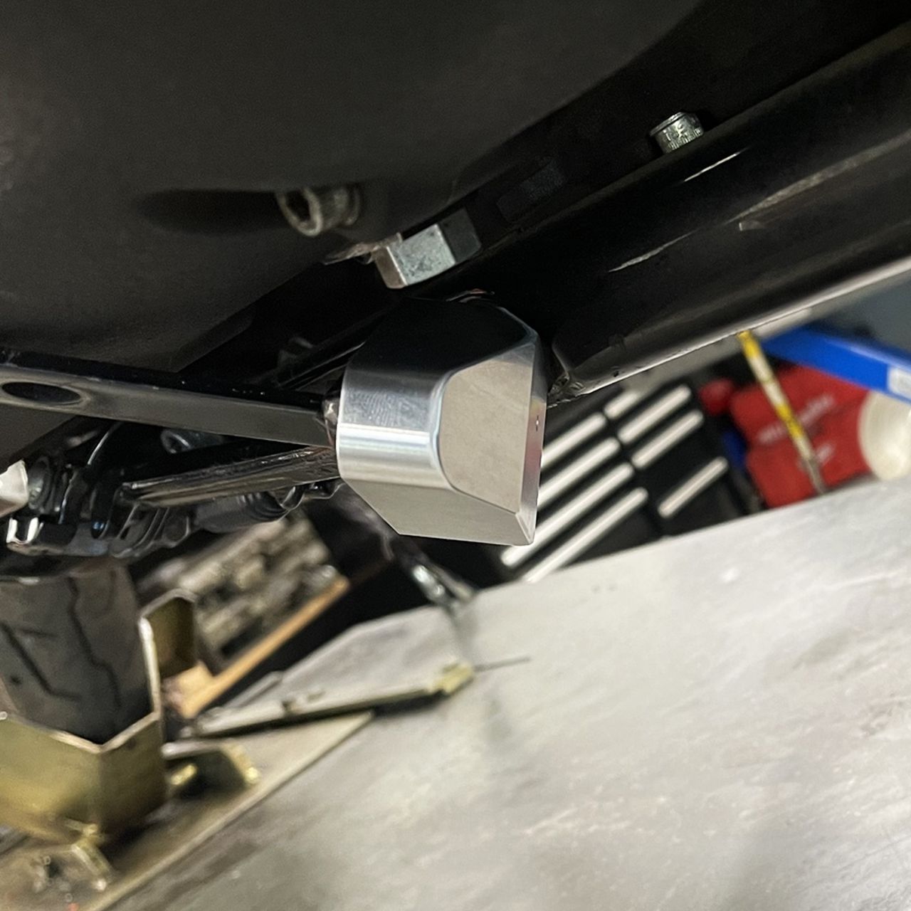 キックスタンドリフトブロック