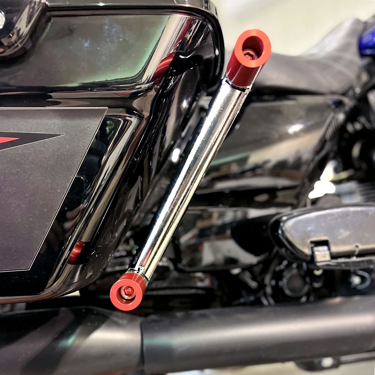 サドルバッグガード クローム SBCパフォーマンス（SBC Performance）