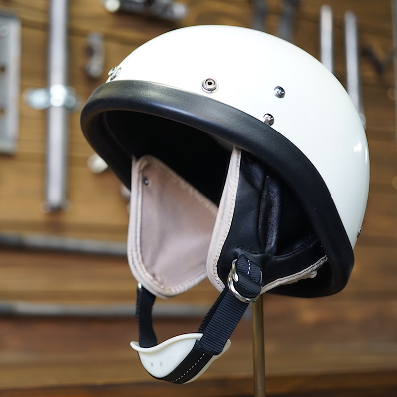 BEETLE PTR ハーフヘルメット アイボリー/ホワイトチンカップ