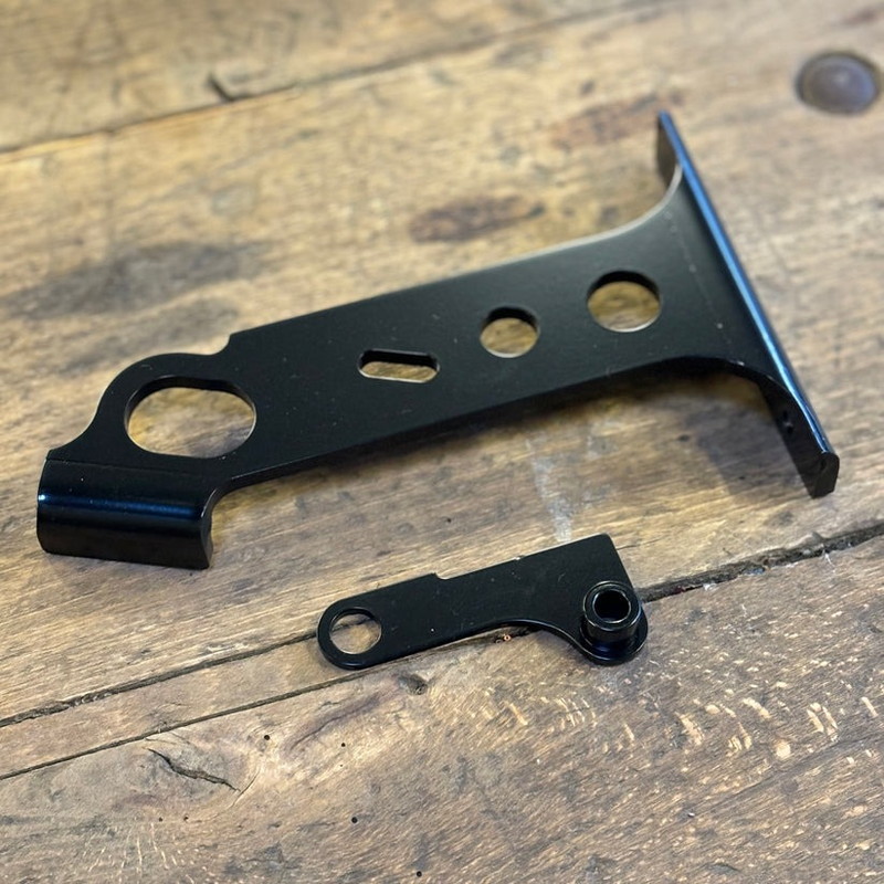 サイドナンバーブラケット