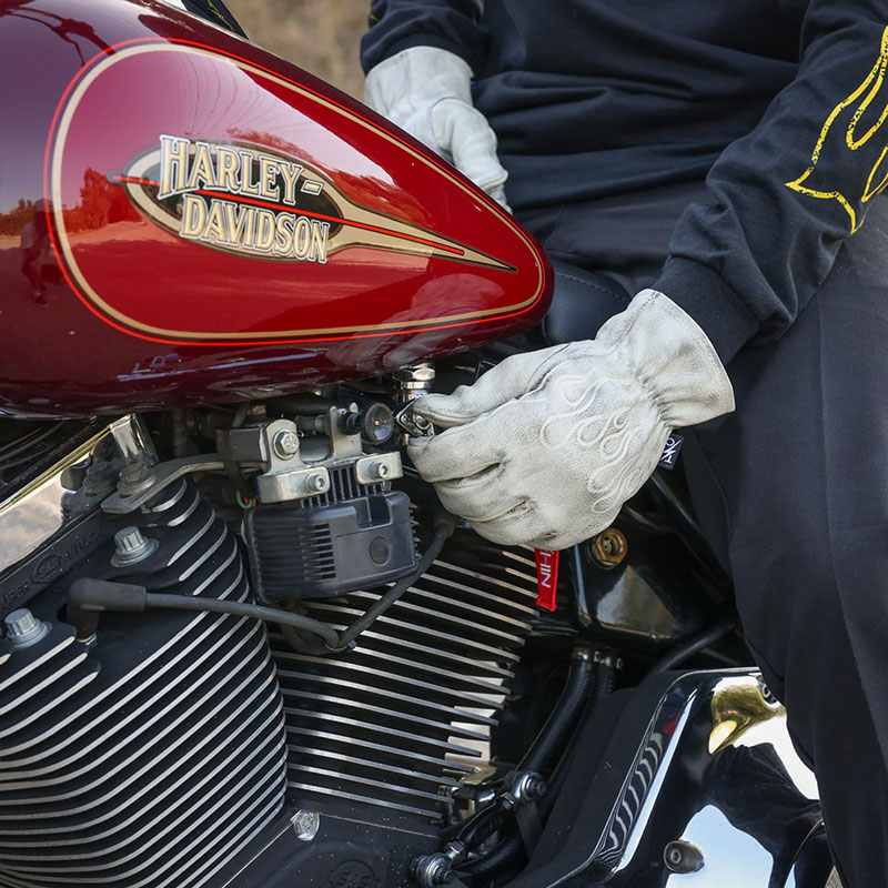 ローパー レザーグローブ ボーンホワイト