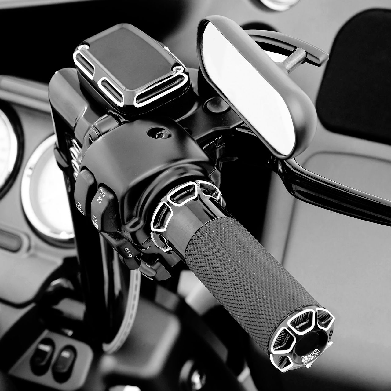 【クリスマスセール】ベベル グリップ ブラック