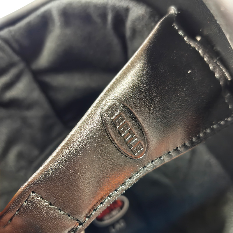 BEETLE L.A.C ジェットヘルメット マットブラック （シングルストラップ）