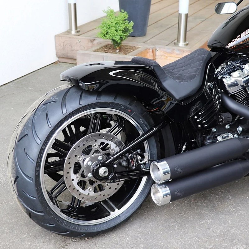 レーシング リアコンバージョンキット（リアフェンダー＋シート）