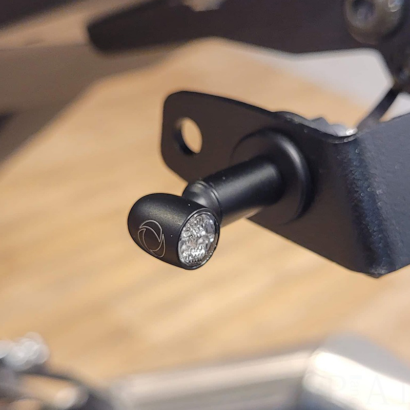 【車検対応】スポット DF 世界最小 テール/ブレーキライト機能付きウインカー マットブラック