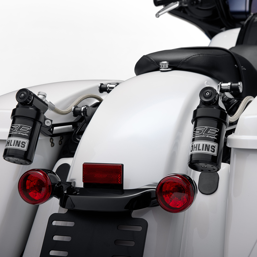 スクリーミンイーグル/オーリンズ リモートリザーバーショック