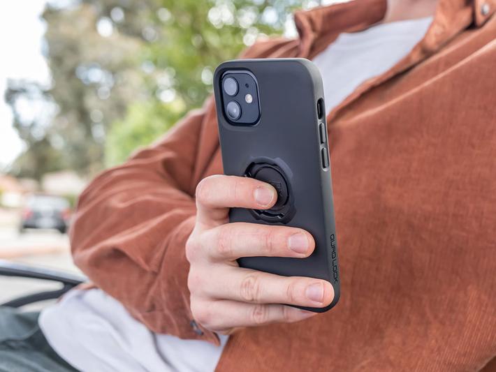 iPhone 13 ProMax用 TPU・ポリカーボネイト製ケース