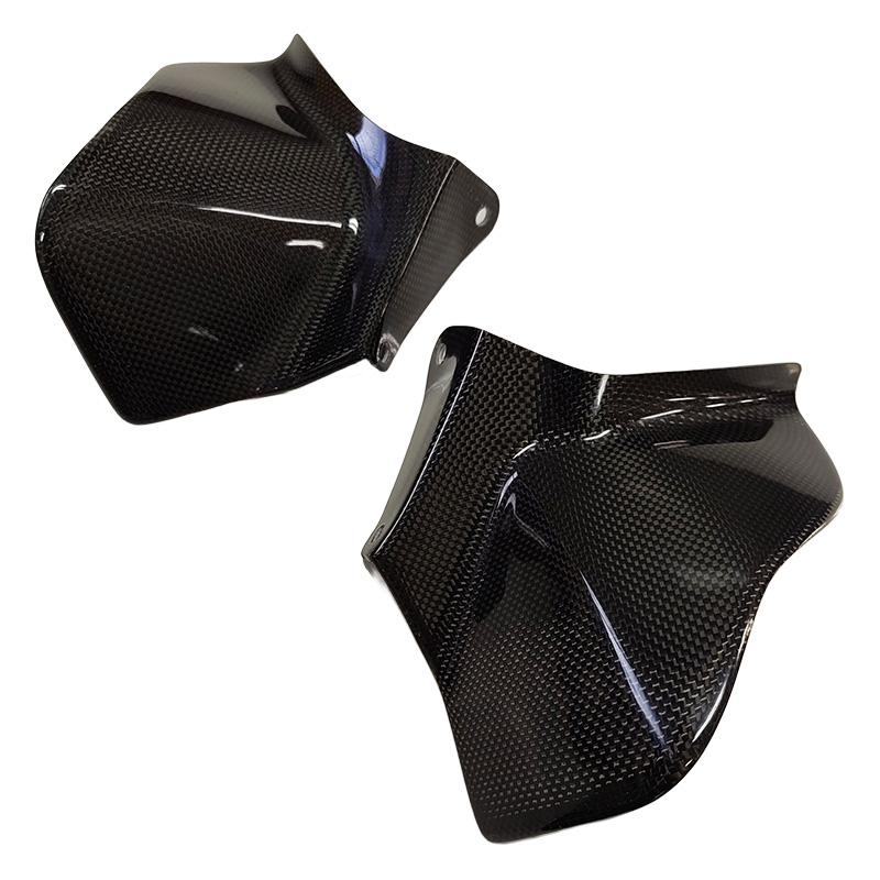 【熱対策】太ももを熱から守る ヒートガード カーボン