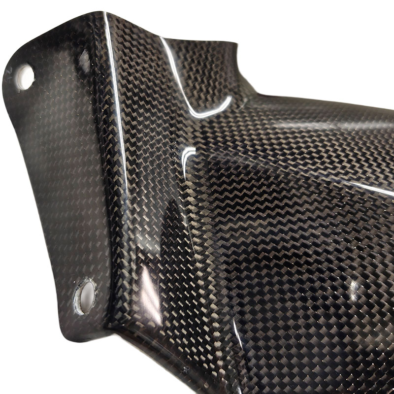 【熱対策】太ももを熱から守る ヒートガード カーボン