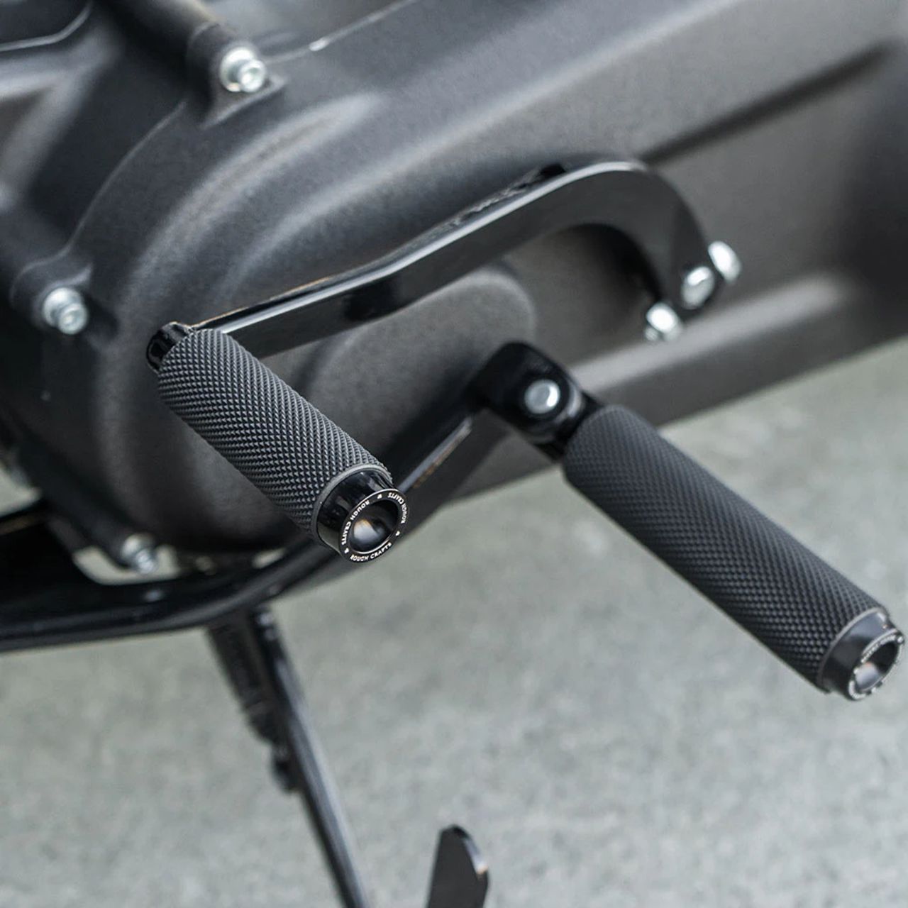 ローレットシフトペグ ブラック