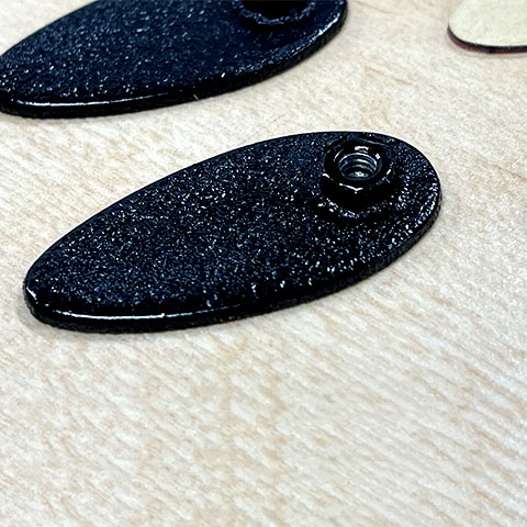 ハーレー リアウインカーホールカバープレート フェンダーストラット貼り付けタイプ(左右2枚セット)/ リンクルブラック