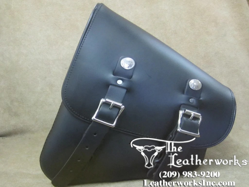 スイングアームバッグ ブラック 左側