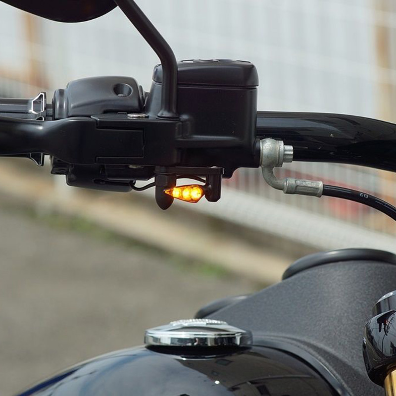 フロントウインカーステー ポリッシュ