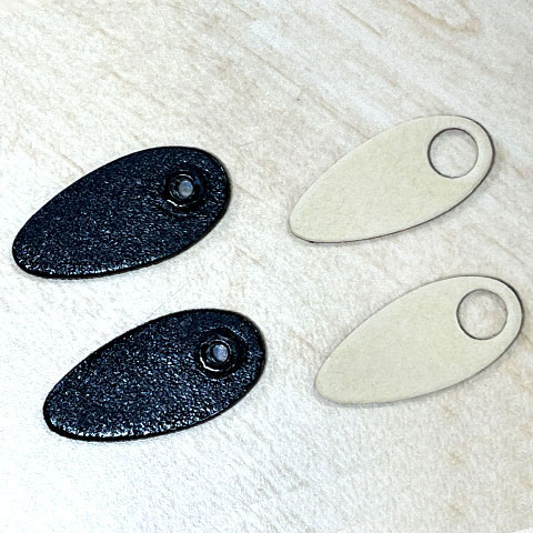 ハーレー リアウインカーホールカバープレート フェンダーストラット貼り付けタイプ（左右2枚セット）/ リンクルブラック