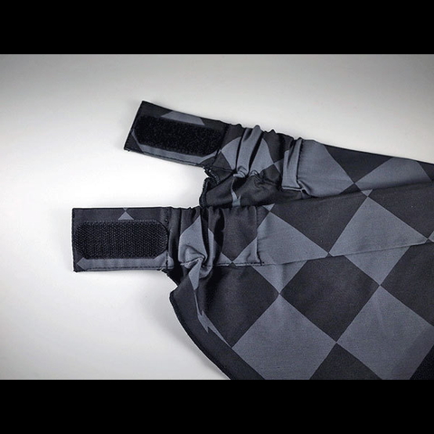 防塵フェイスマスク ビンテージバンダナパターン レッド/ブラック 不織布マスク装着可能